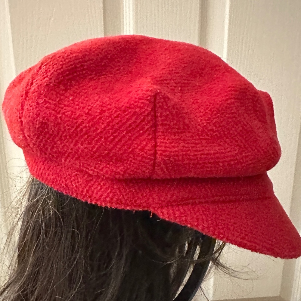 Burberry newsboy cap hat red wool small